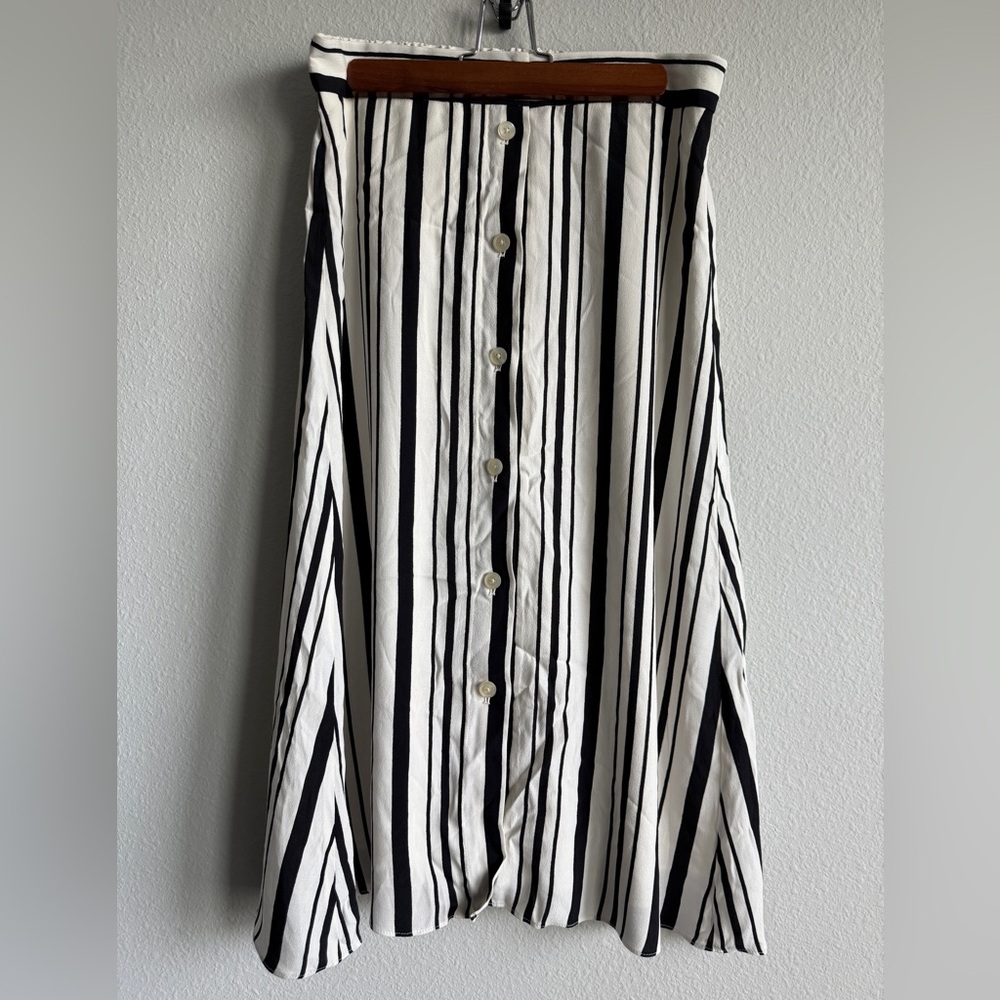 Ann Taylor Loft modest skirt